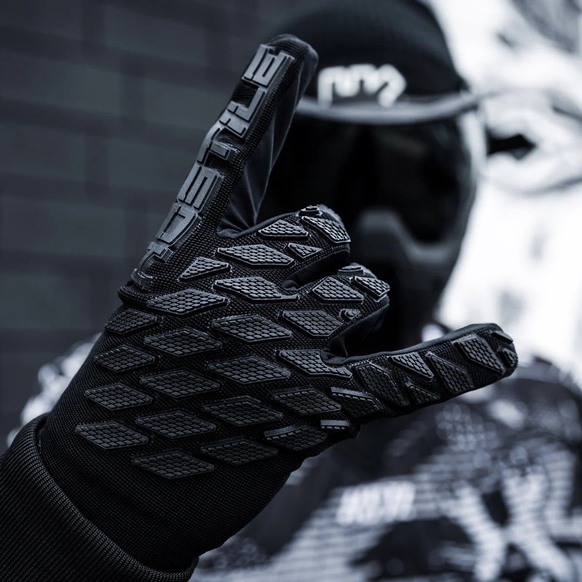 HOSTILE - Armored Glove - Shadow