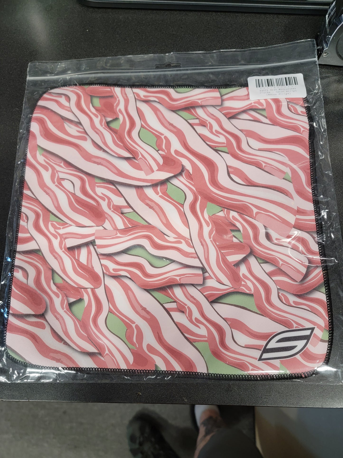 Social micro fiber cloth