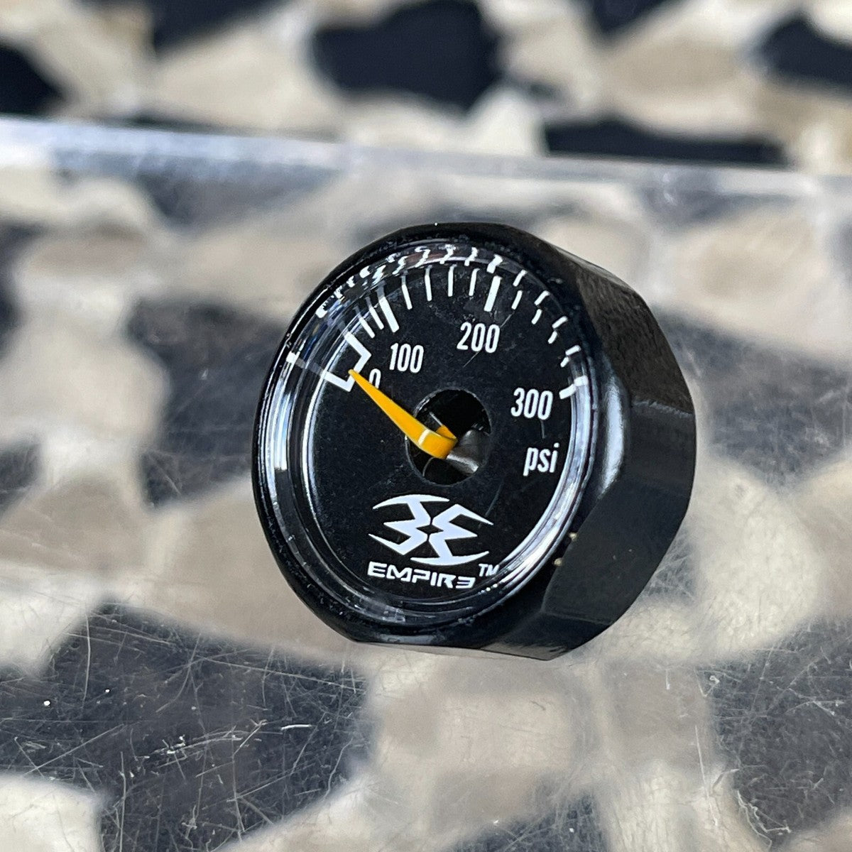 EMPIRE - 300psi Micro Gauge